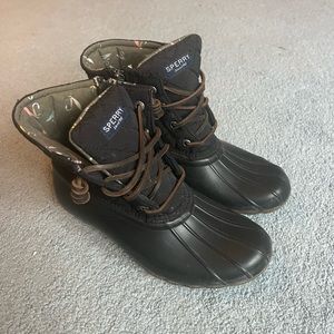 Sperry rain boots black size 7